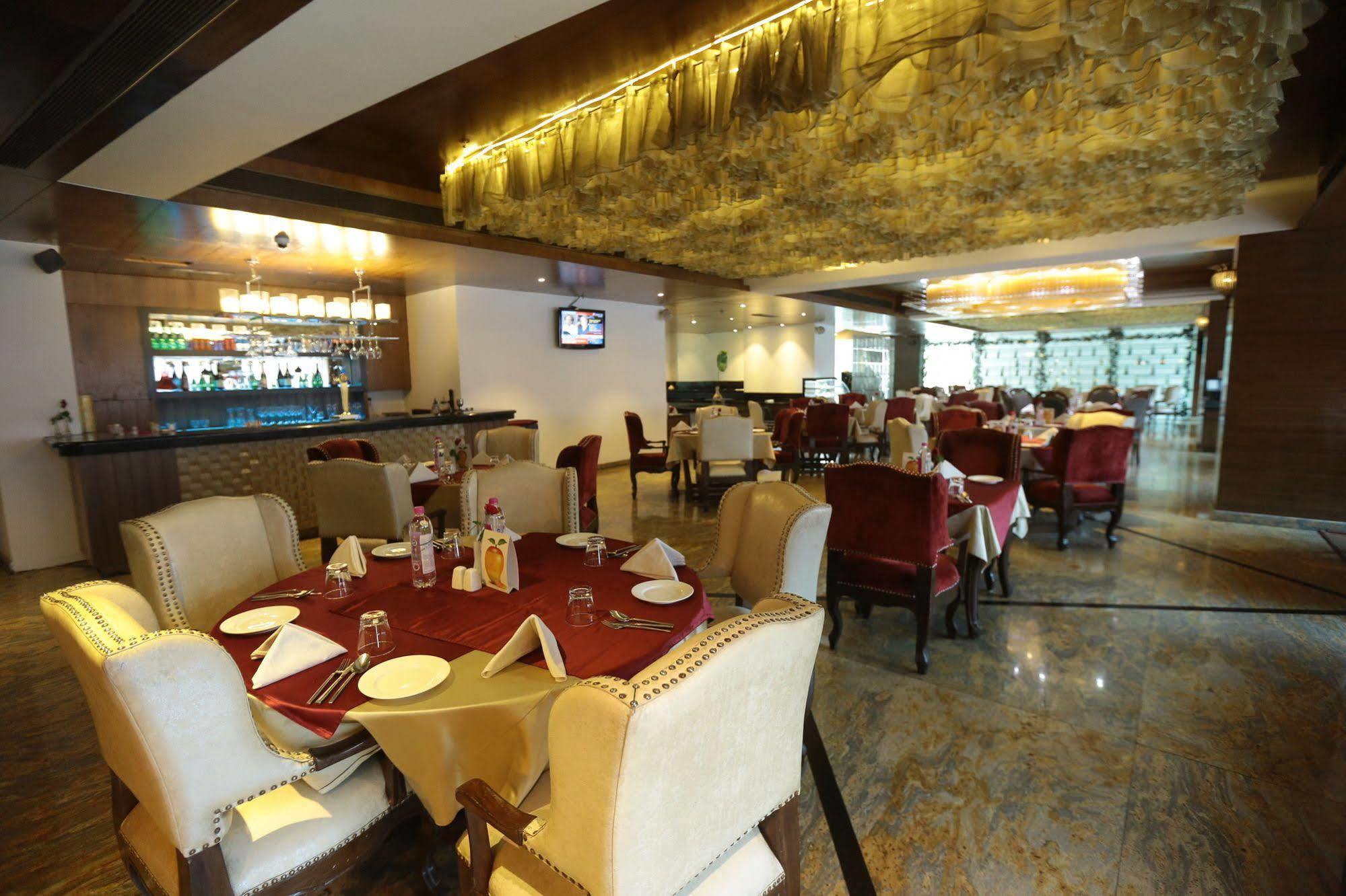 होटल La Marvella, 5*